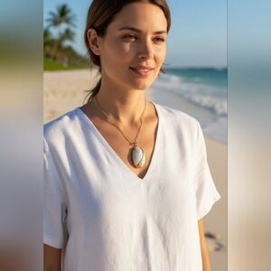 Natural Iridescent Abalone Donkey Ear Shell Framed Hammered Gold-tone Bezel Bail